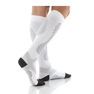 10 Best Compression Socks Reviews - Garage Gym Builder