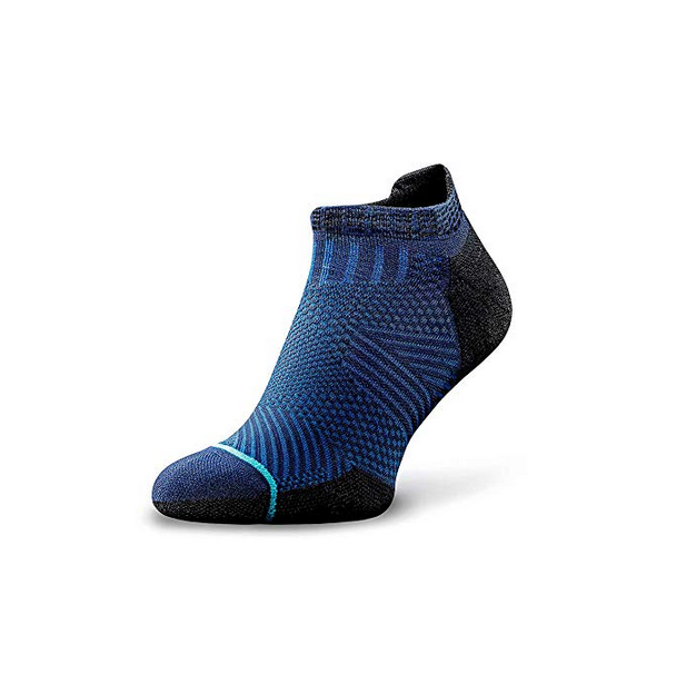 10 Best Hiking Socks Reviewed - Garage Gym Builder