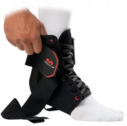 McDavid 195R-BK-M Ankle Brace Support/w Stabilizer Straps